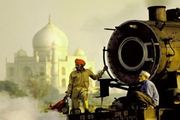 Same Day Agra Tour by Train